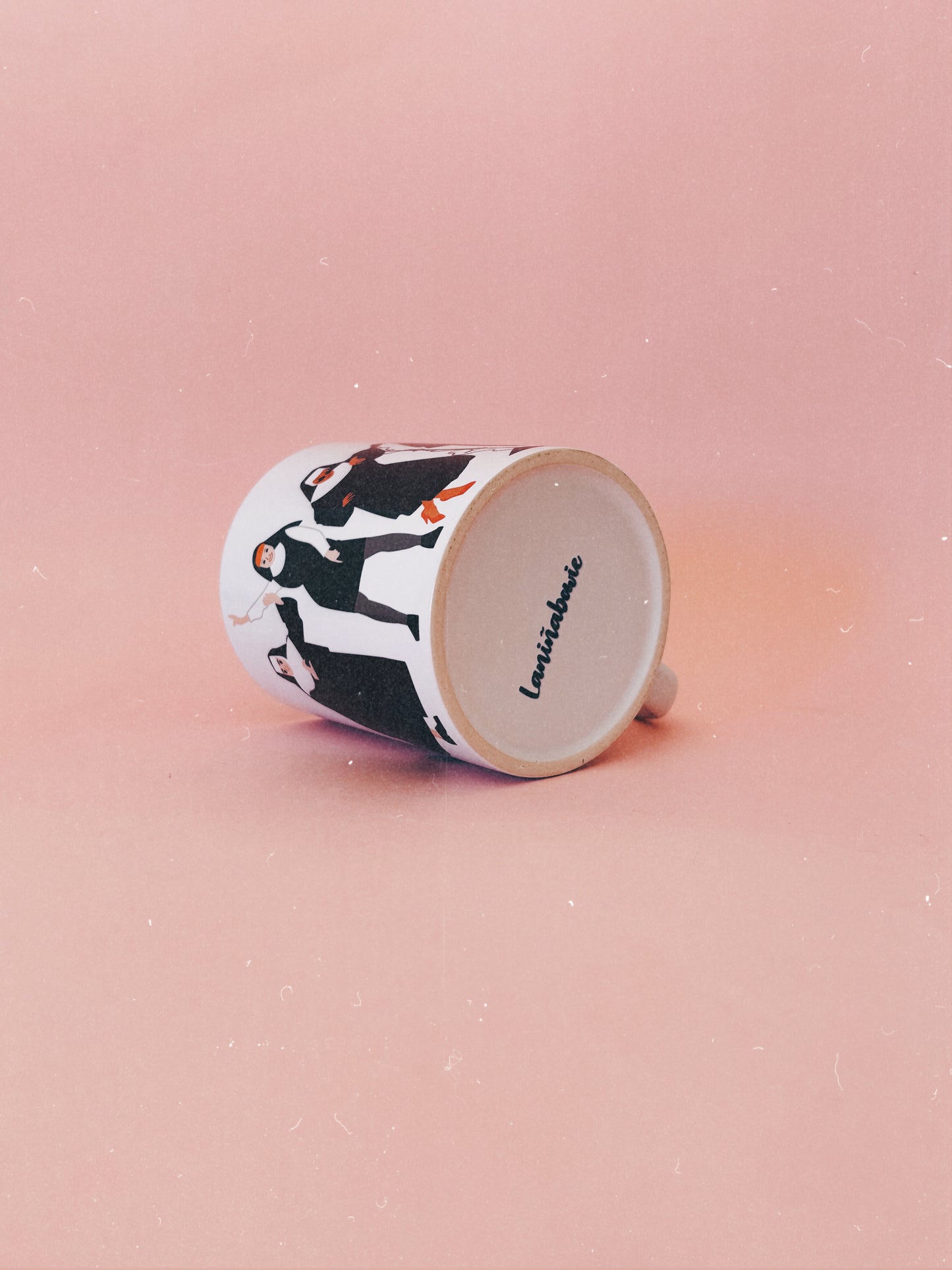 Taza Sister Act