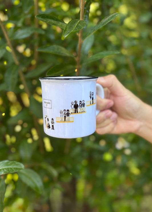 TazaAquinohayquienvivaLaninabowie