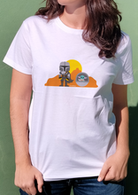 Cargar imagen en el visor de la galería, camiseta mandalorian laniñabowie